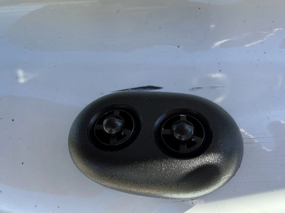 2013 Land Rover Discovery 4th Gen - Image 15 of 31