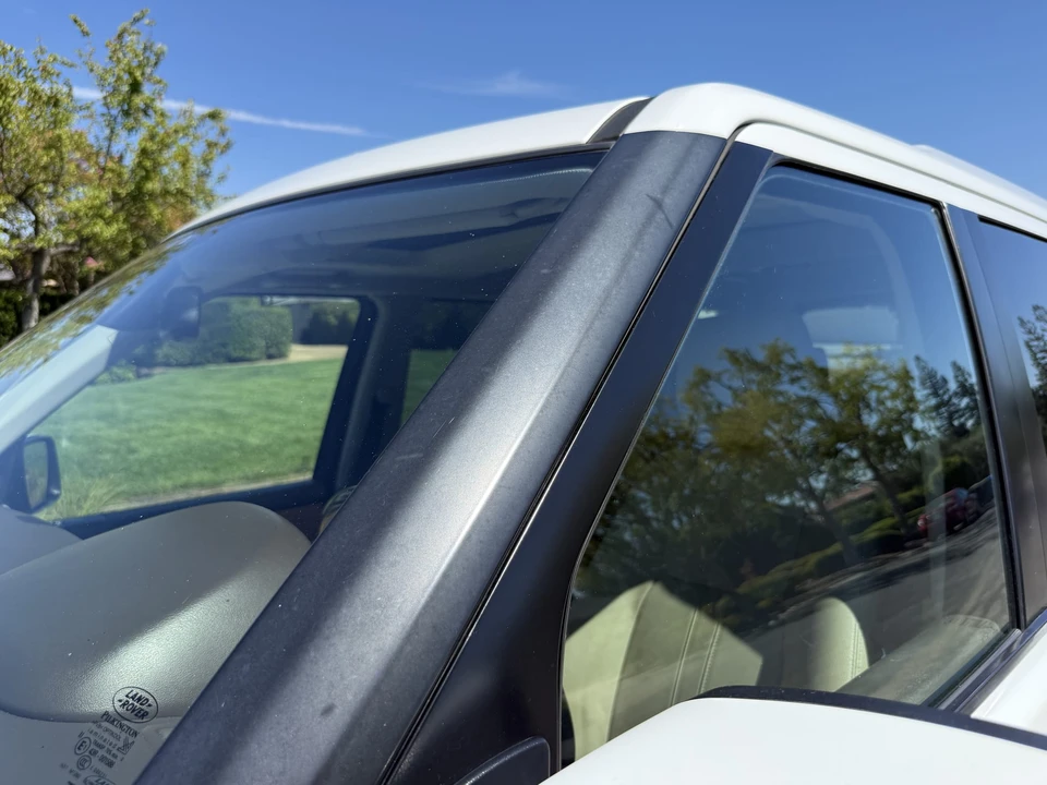2013 Land Rover Discovery 4th Gen - Image 10 of 31