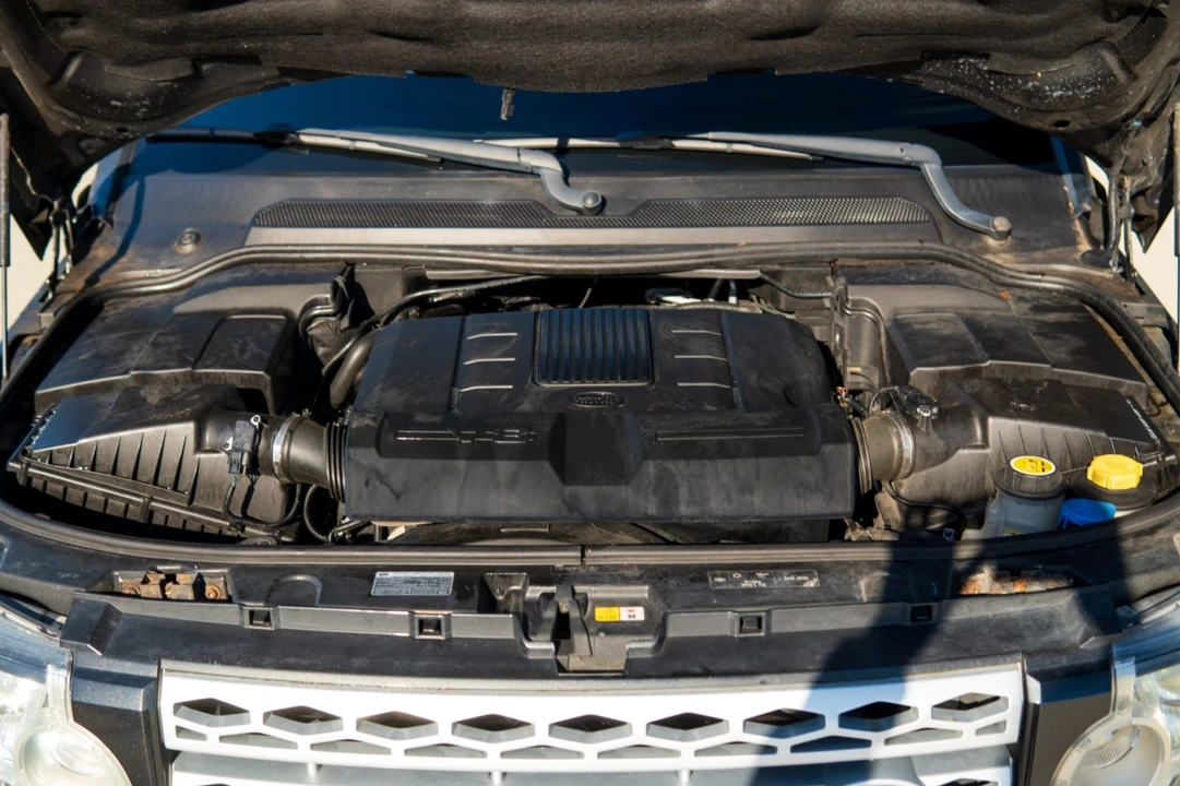 2013 Land Rover Discovery 4th Gen - Image 6 of 7