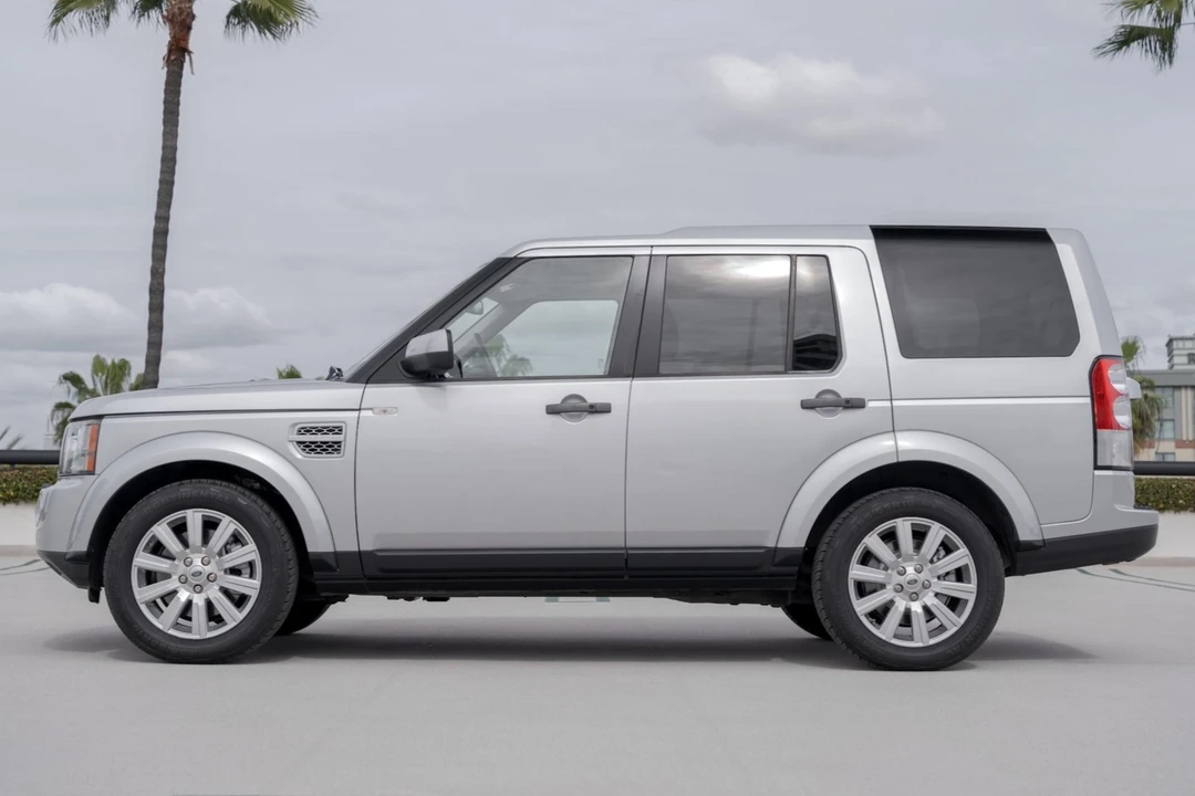 2013 Land Rover Discovery 4th Gen - Image 3 of 7