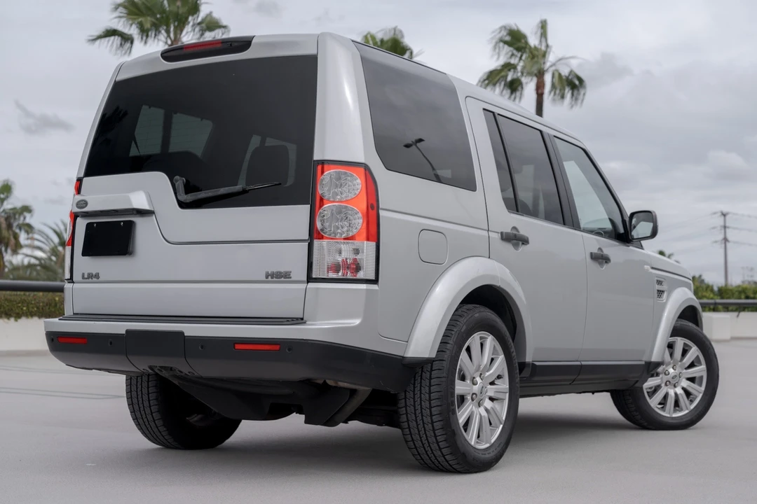 2013 Land Rover Discovery 4th Gen - Image 2 of 7