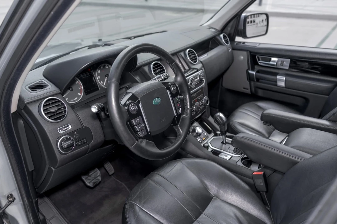 2013 Land Rover Discovery 4th Gen - Image 5 of 7