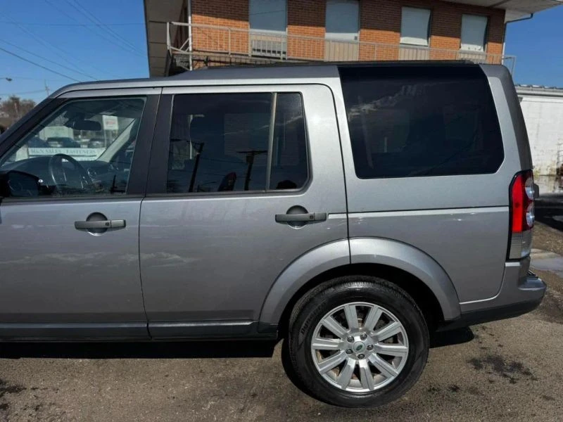 2013 Land Rover Discovery 4th Gen - Image 9 of 12
