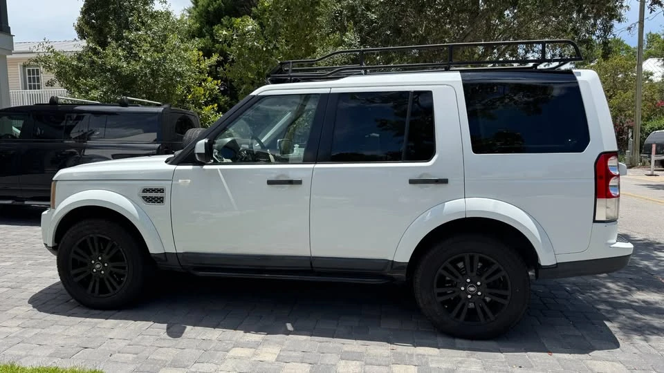2013 Land Rover Discovery 4th Gen - Image 2 of 19