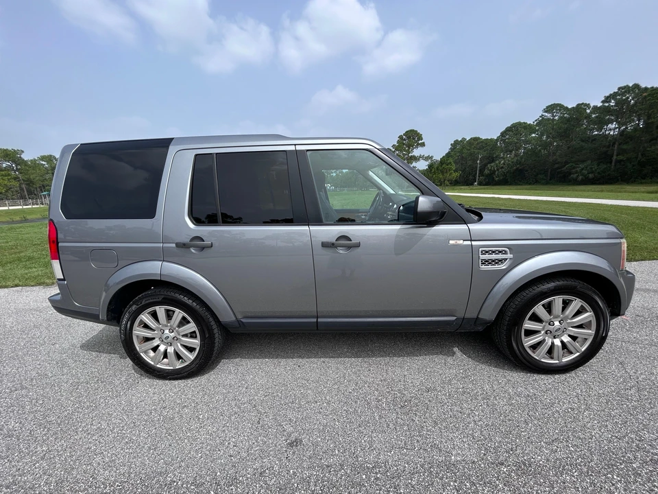 2013 Land Rover Discovery 4th Gen - Image 9 of 31