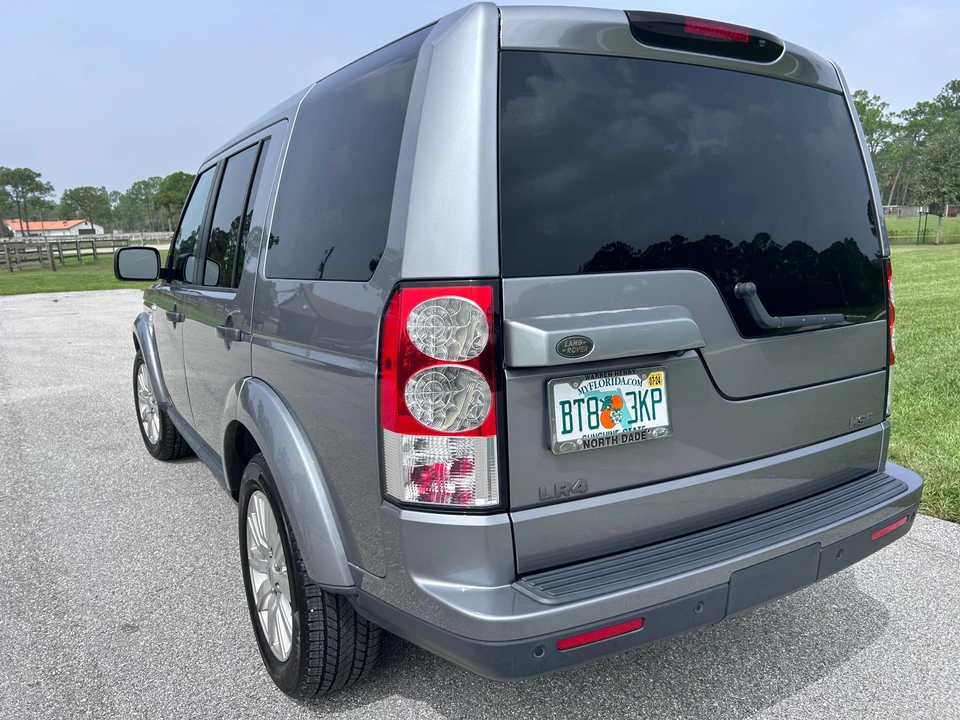 2013 Land Rover Discovery 4th Gen - Image 7 of 31