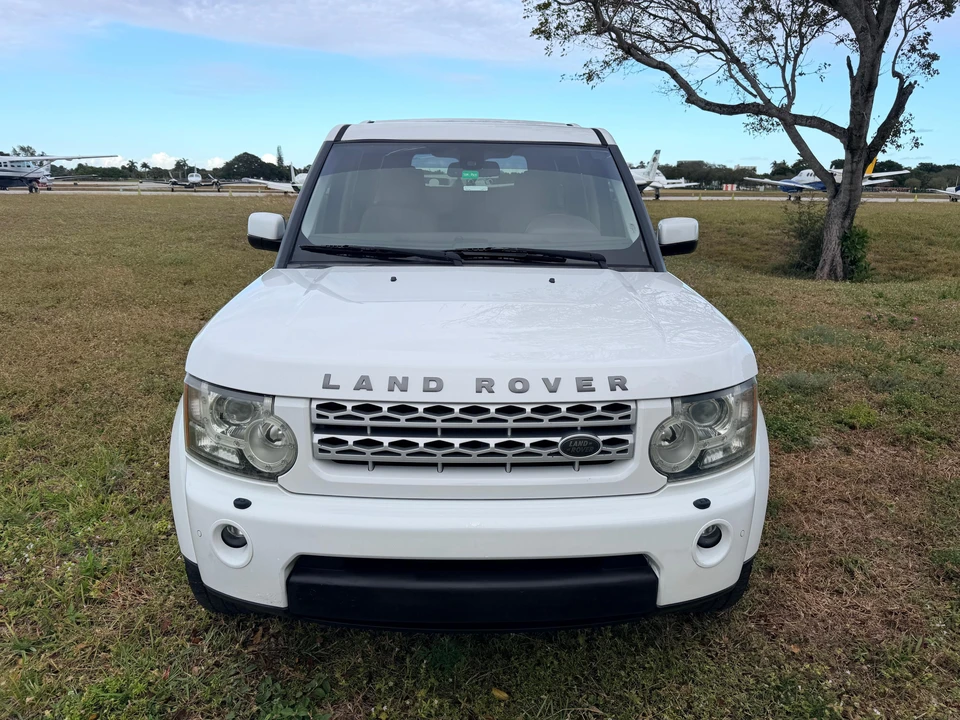 2013 Land Rover Discovery 4th Gen - Image 6 of 31