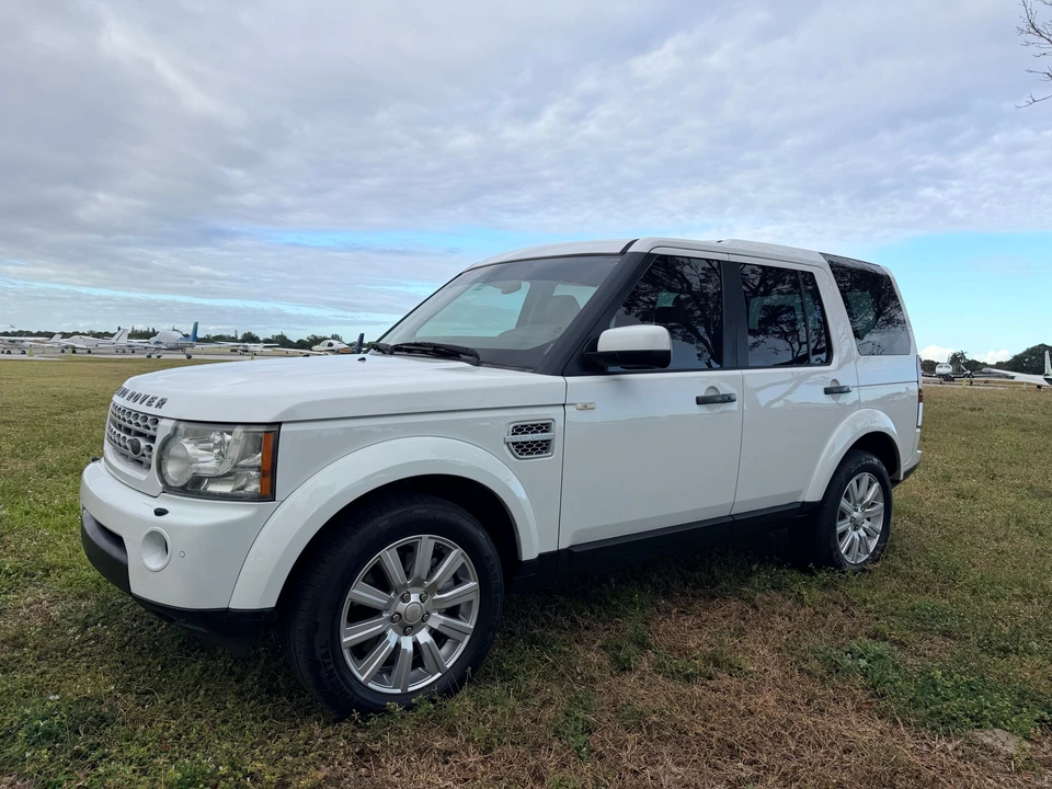 2013 Land Rover Discovery 4th Gen - Image 12 of 31