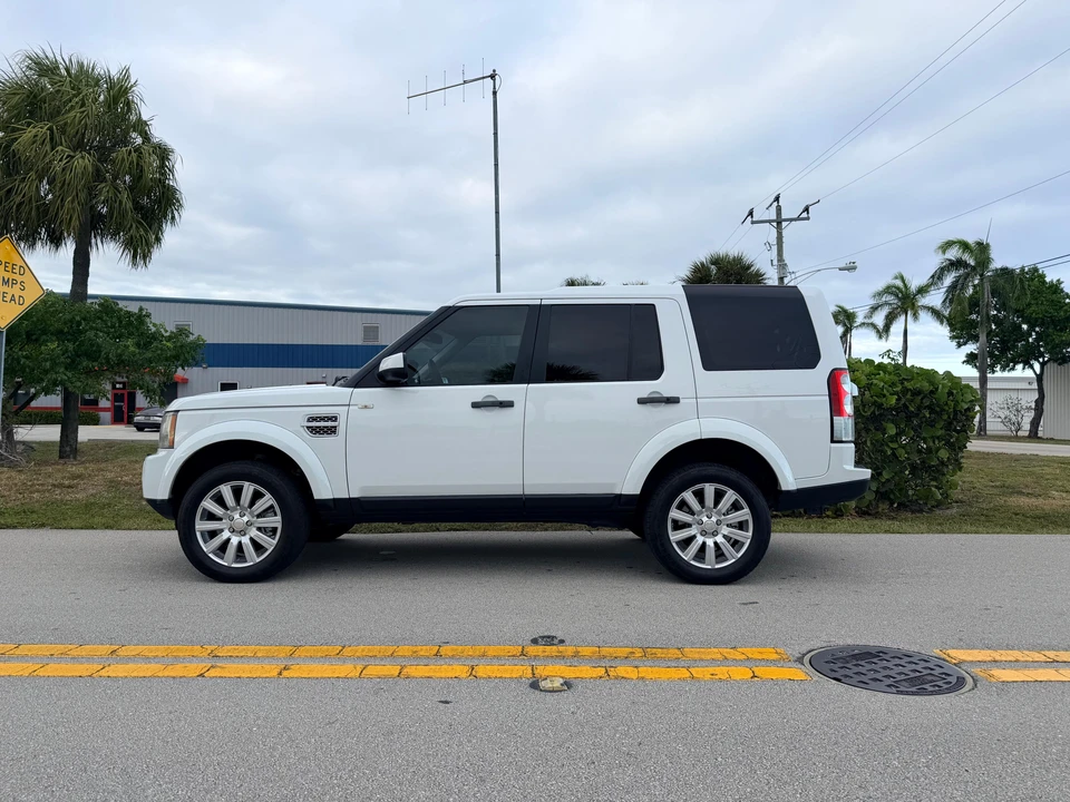 2013 Land Rover Discovery 4th Gen - Image 14 of 31