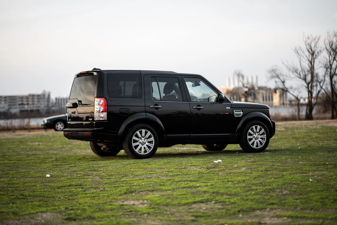 2013 Land Rover Discovery 4th Gen - Image 16 of 31