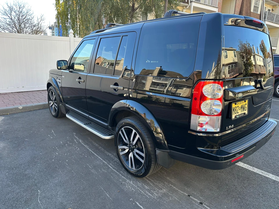 2013 Land Rover Discovery 4th Gen - Image 18 of 31