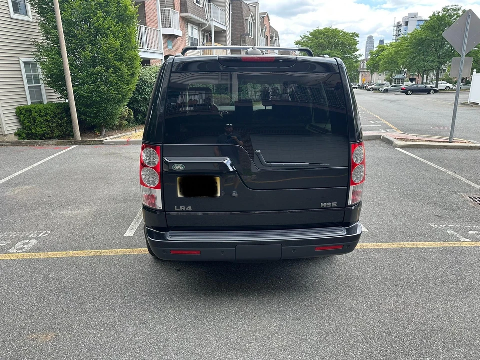 2013 Land Rover Discovery 4th Gen - Image 21 of 31