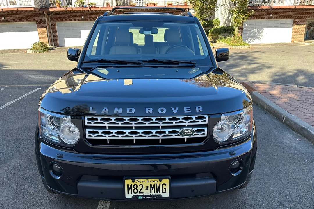 2013 Land Rover Discovery 4th Gen - Image 2 of 31