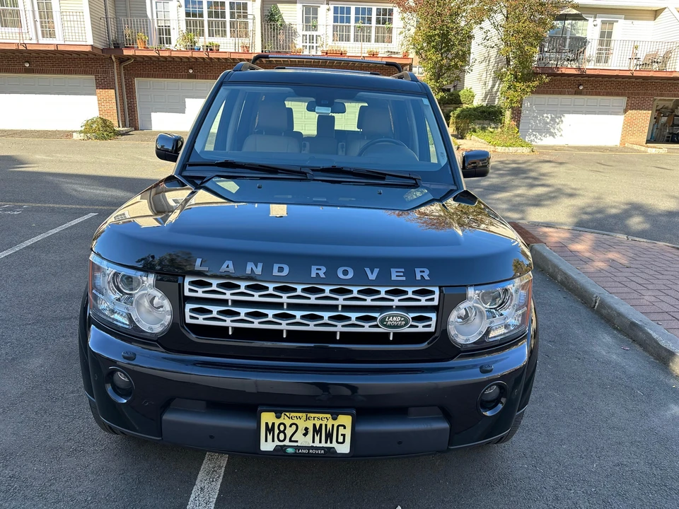 2013 Land Rover Discovery 4th Gen - Image 8 of 31