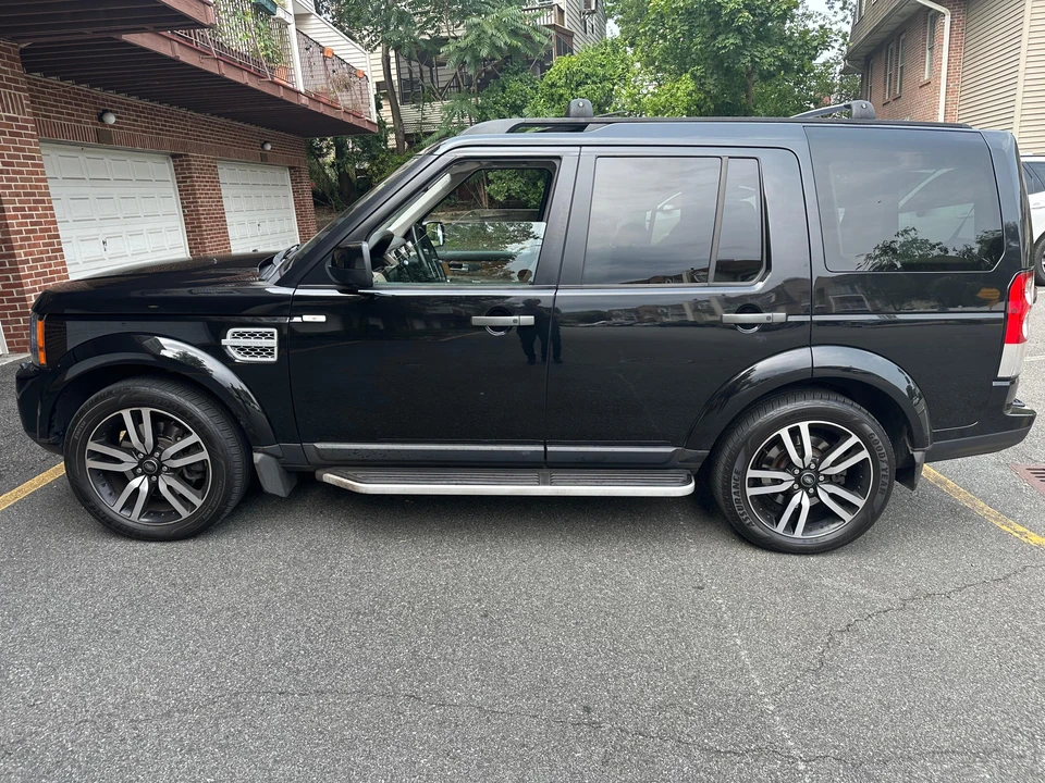 2013 Land Rover Discovery 4th Gen - Image 14 of 31