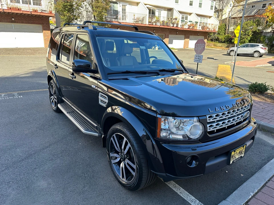 2013 Land Rover Discovery 4th Gen - Image 30 of 31