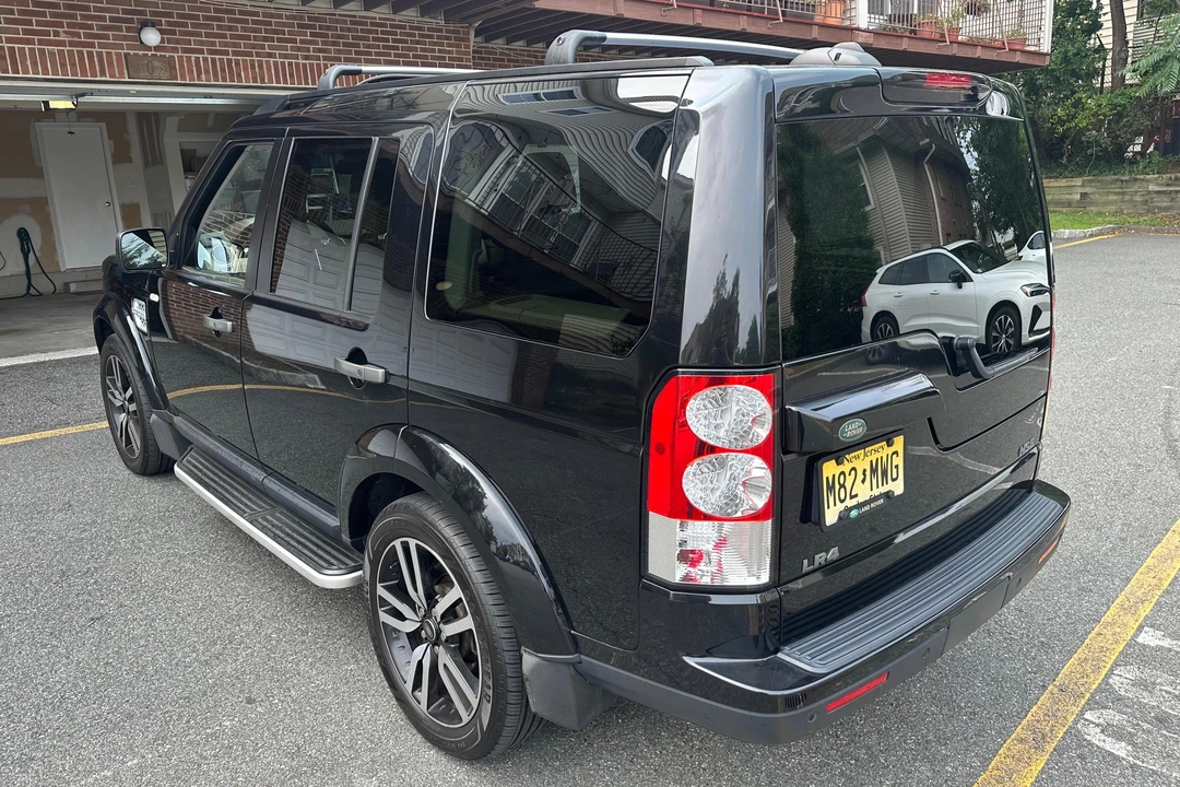 2013 Land Rover Discovery 4th Gen - Image 4 of 31