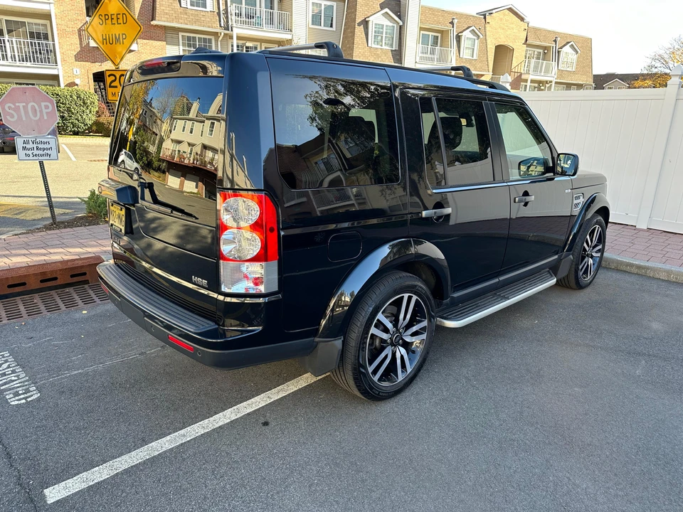 2013 Land Rover Discovery 4th Gen - Image 23 of 31