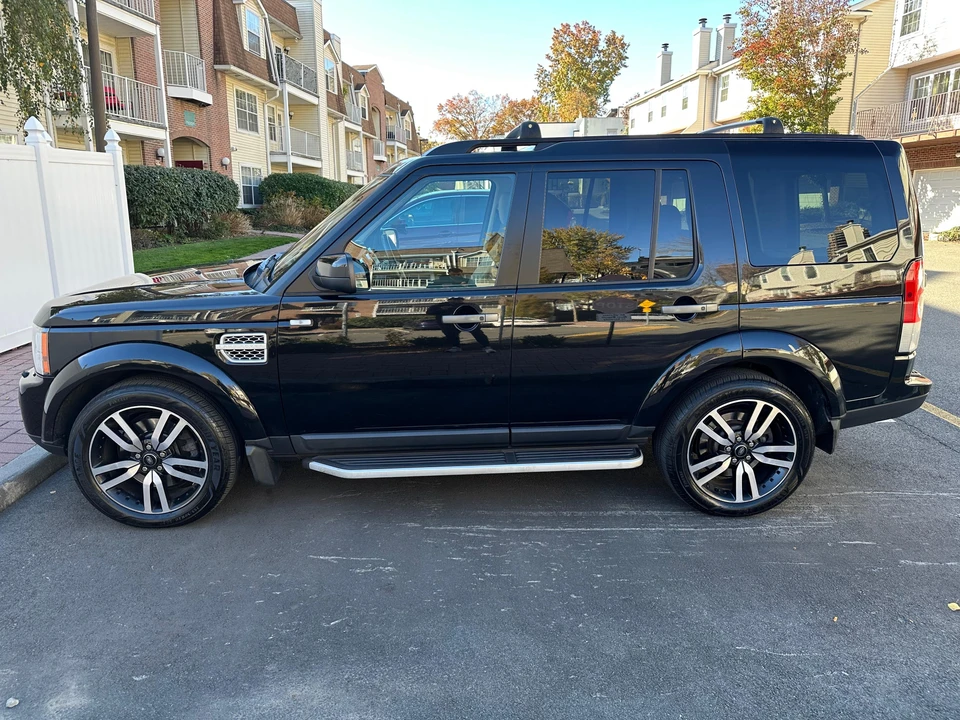 2013 Land Rover Discovery 4th Gen - Image 15 of 31