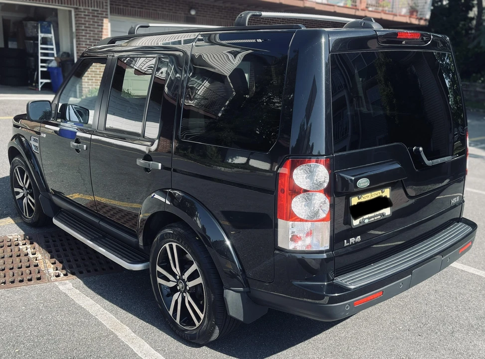 2013 Land Rover Discovery 4th Gen - Image 19 of 31