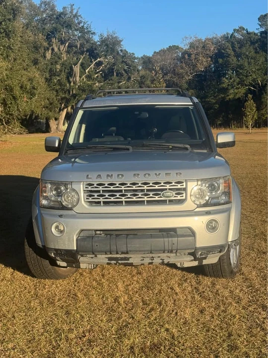 2013 Land Rover Discovery 4th Gen - Image 2 of 11