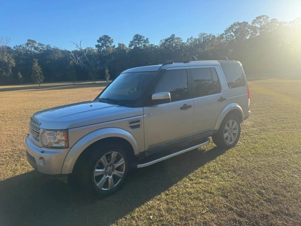 2013 Land Rover Discovery 4th Gen - Image 10 of 11