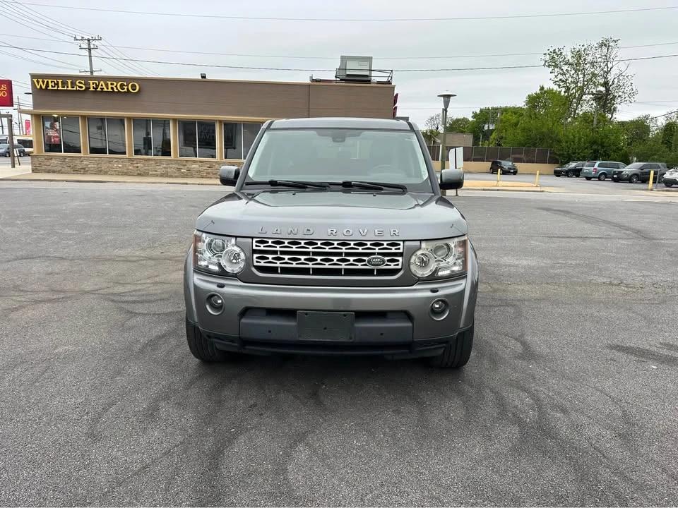 2013 Land Rover Discovery 4th Gen - Image 2 of 13