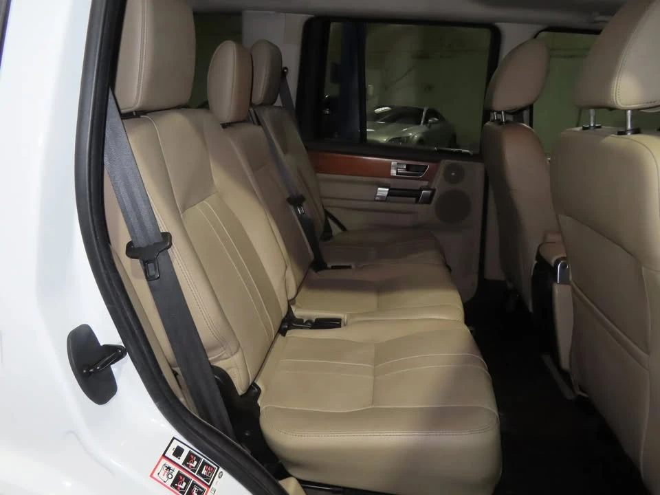 2013 Land Rover Discovery 4th Gen - Image 19 of 20