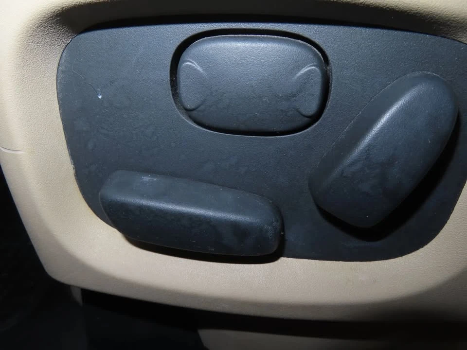 2013 Land Rover Discovery 4th Gen - Image 13 of 20