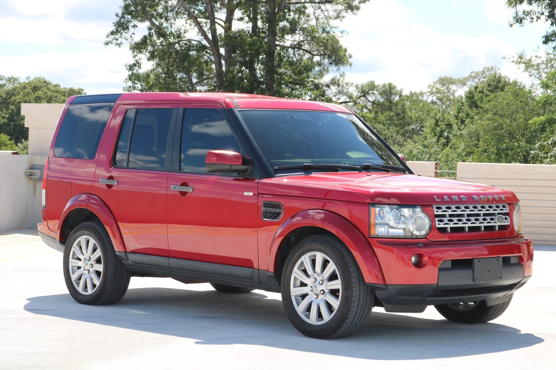2013 Land Rover Discovery 4th Gen - Image 2 of 31