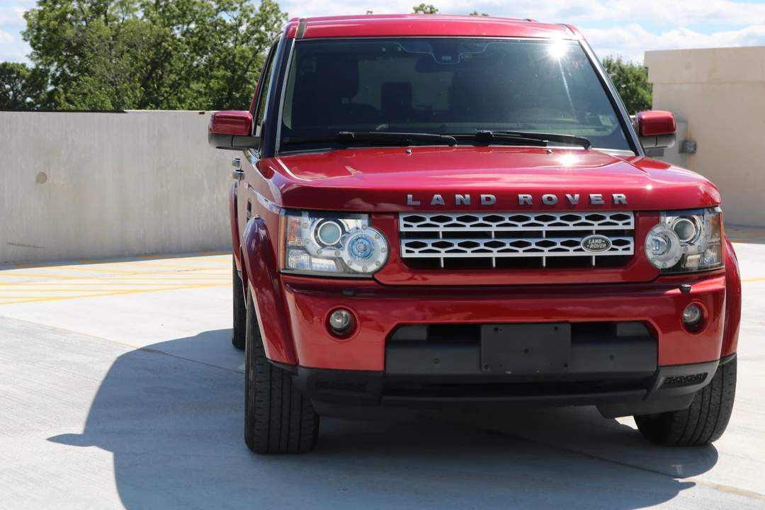 2013 Land Rover Discovery 4th Gen - Image 16 of 31