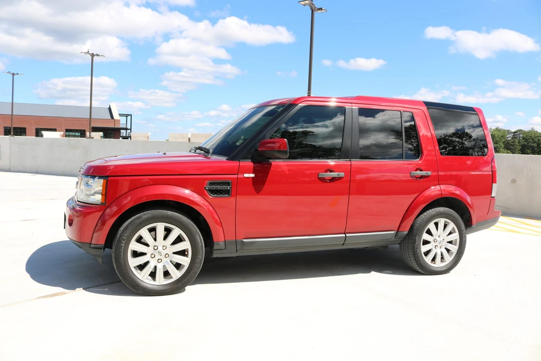 2013 Land Rover Discovery 4th Gen - Image 25 of 31