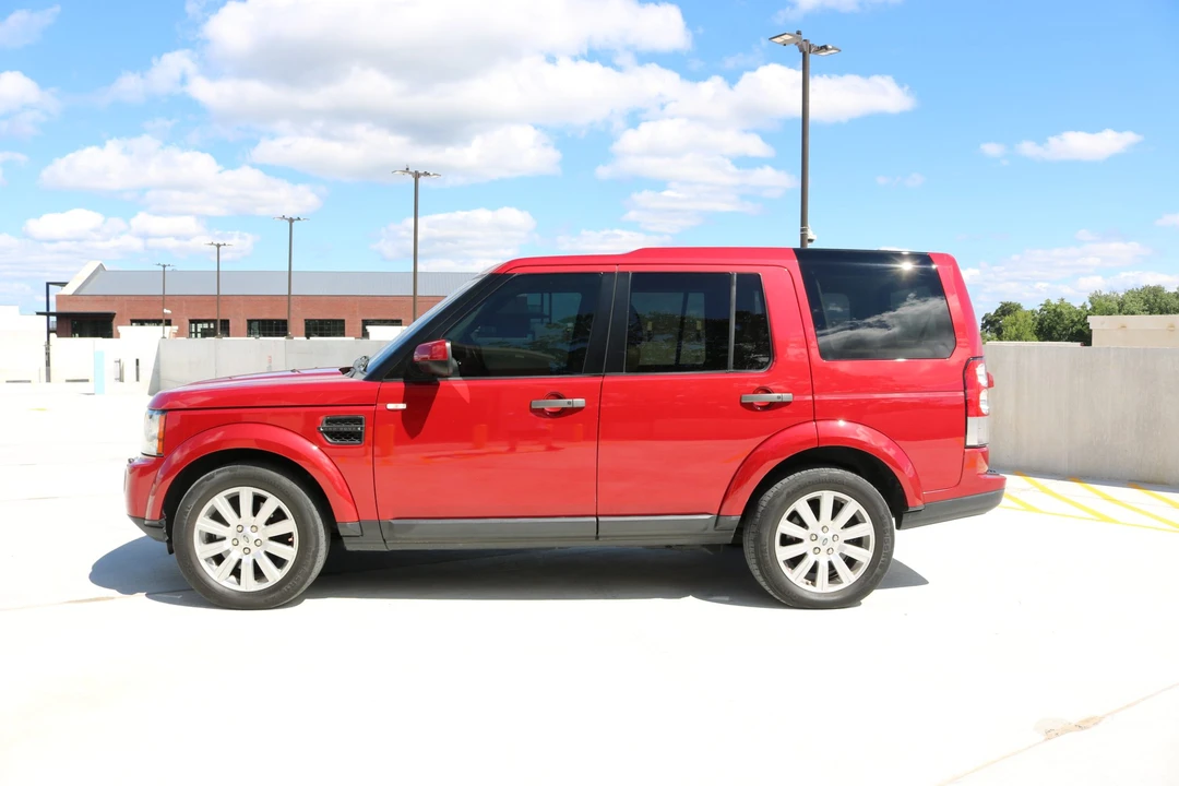 2013 Land Rover Discovery 4th Gen - Image 28 of 31
