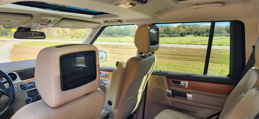 2013 Land Rover Discovery 4th Gen - Image 17 of 25