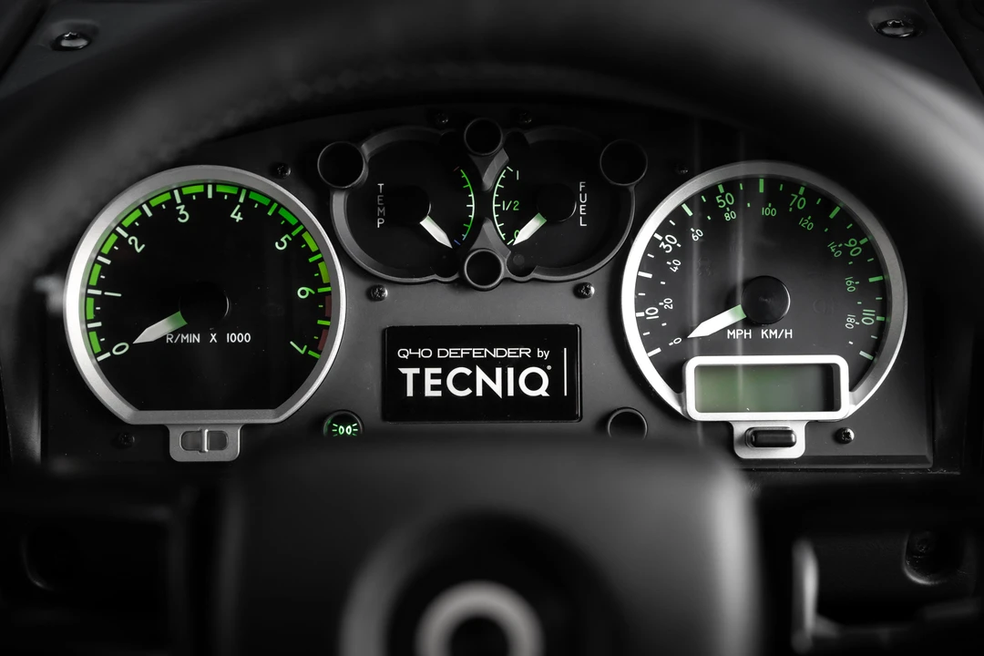 2013 Land Rover Defender 110 - Image 22 of 31