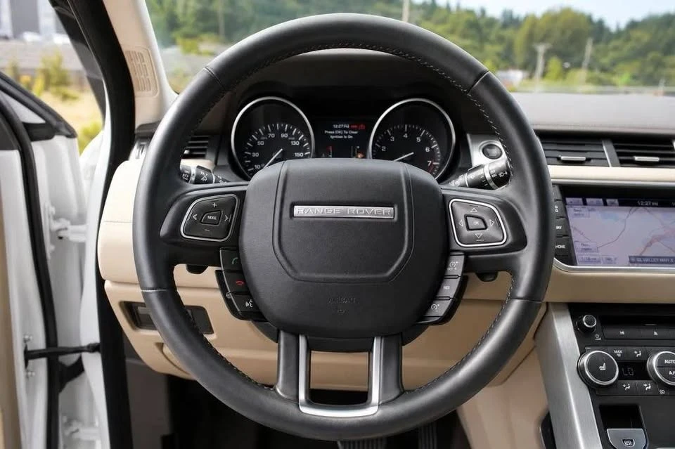 2013 Land Rover Range Rover Evoque 1st Gen - Image 11 of 17