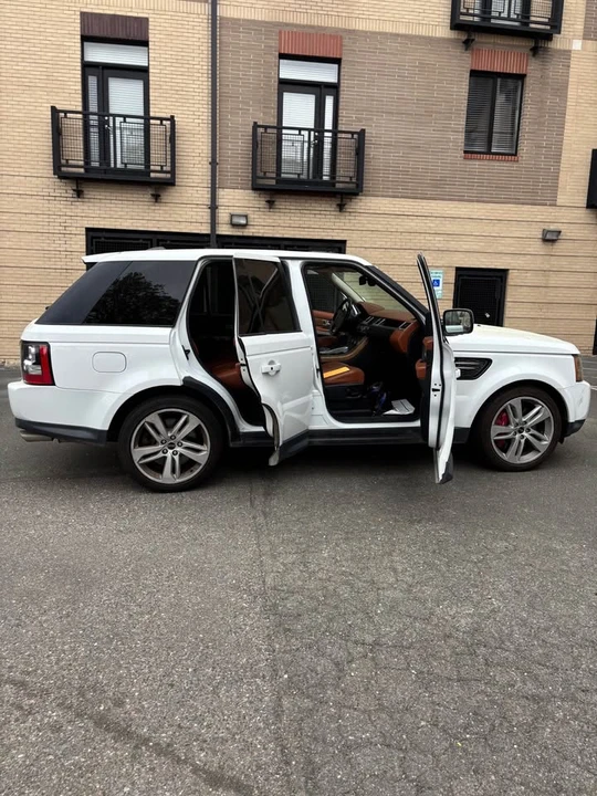 2013 Land Rover Range Rover L405 - Image 2 of 7
