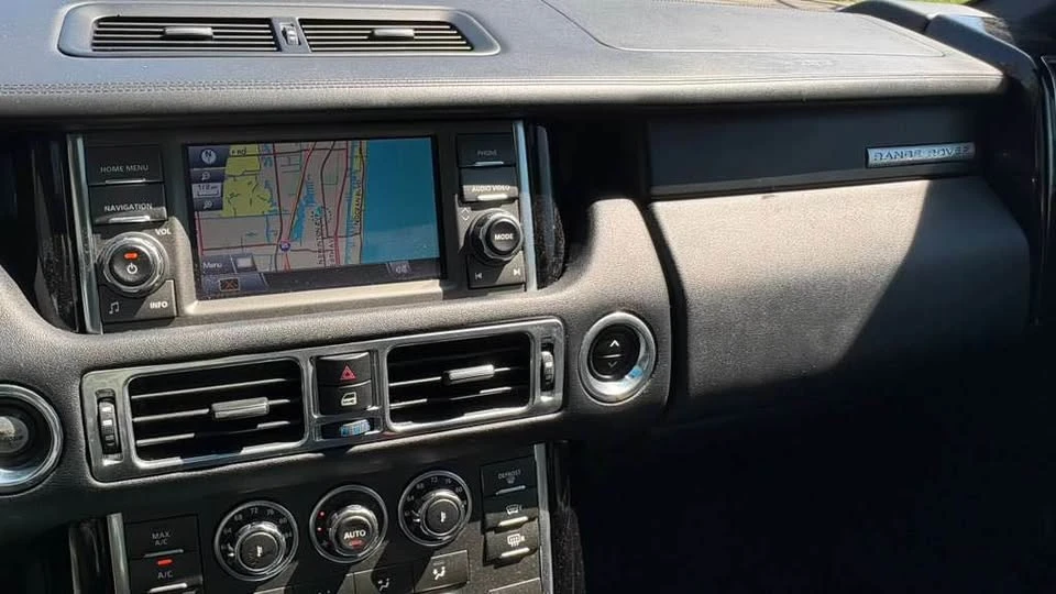 2013 Land Rover Range Rover L405 - Image 19 of 21