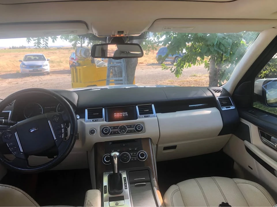 2013 Land Rover Range Rover L405 - Image 9 of 20