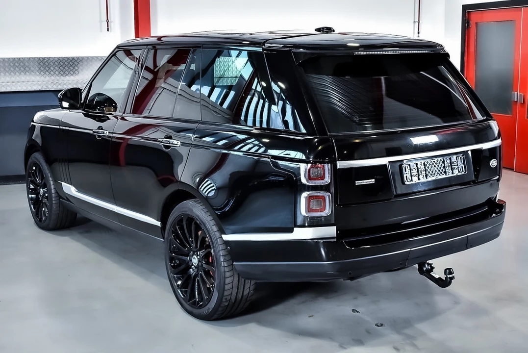 2013 Land Rover Range Rover L405 - Image 16 of 30