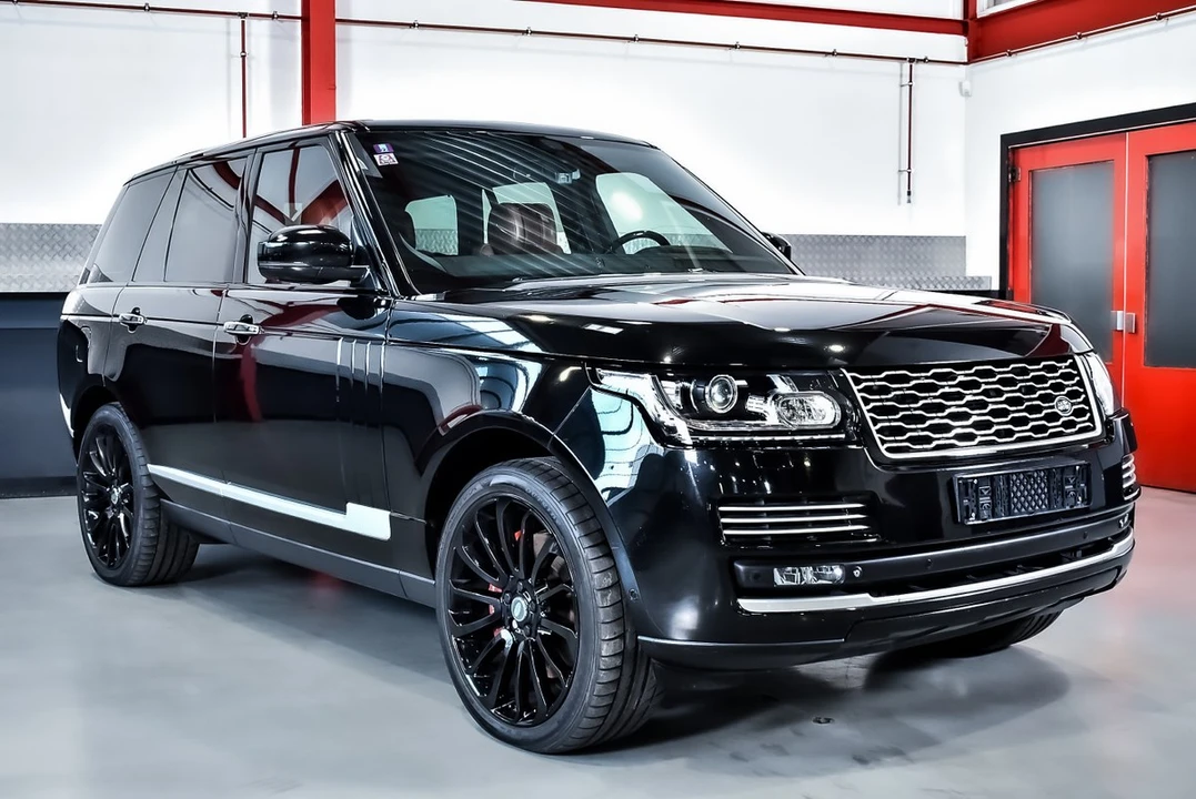 2013 Land Rover Range Rover L405 - Image 7 of 30