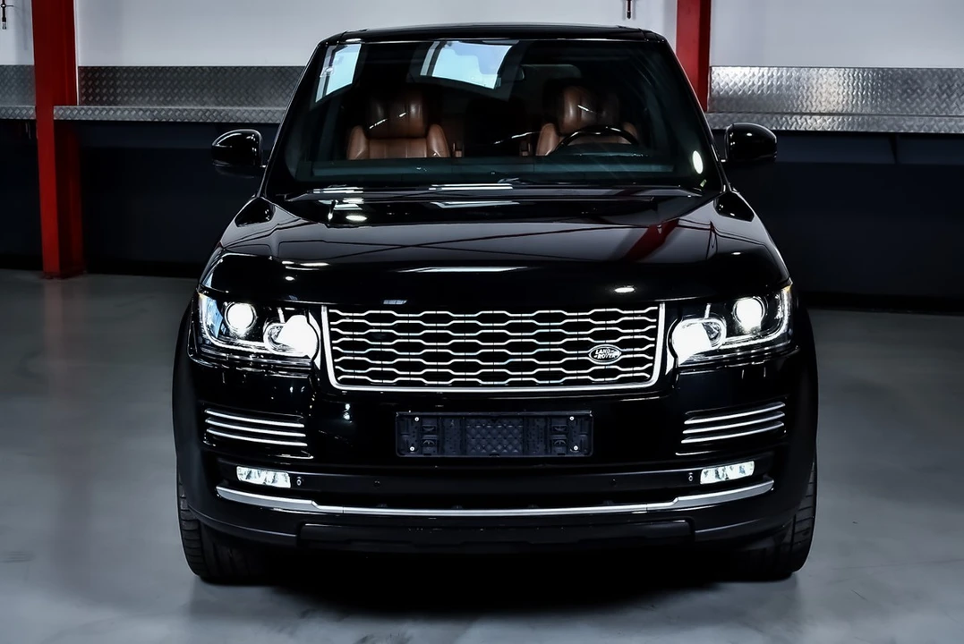 2013 Land Rover Range Rover L405 - Image 3 of 30