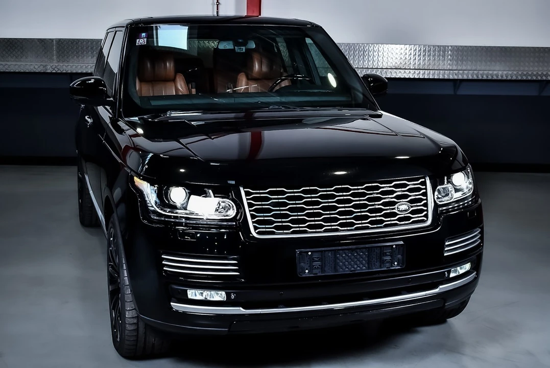 2013 Land Rover Range Rover L405 - Image 6 of 30