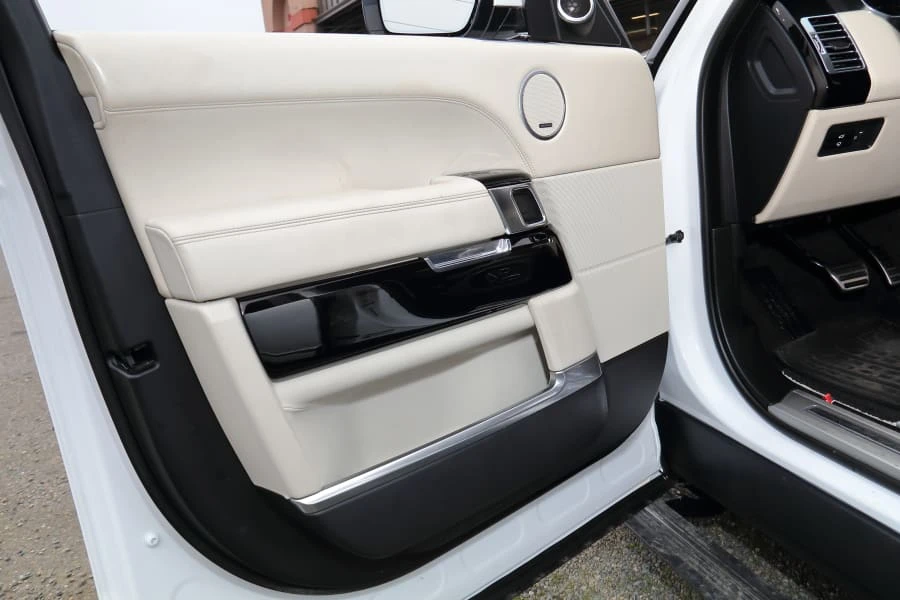 2013 Land Rover Range Rover L405 - Image 14 of 23
