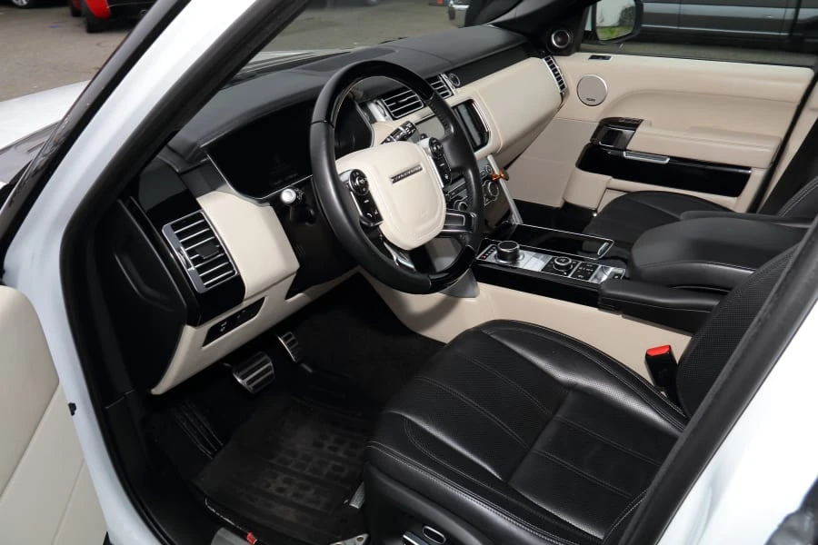 2013 Land Rover Range Rover L405 - Image 12 of 23
