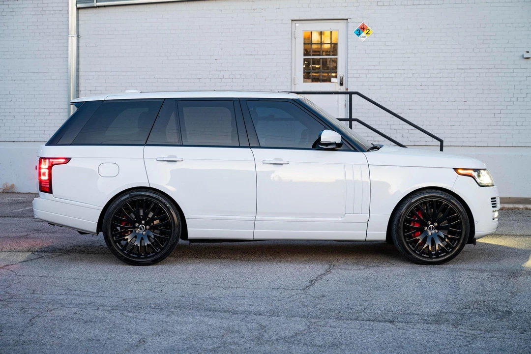 2013 Land Rover Range Rover L405 - Image 17 of 31