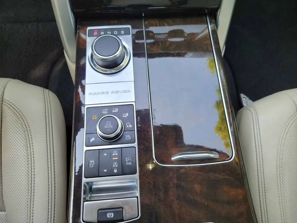 2013 Land Rover Range Rover L405 - Image 12 of 16