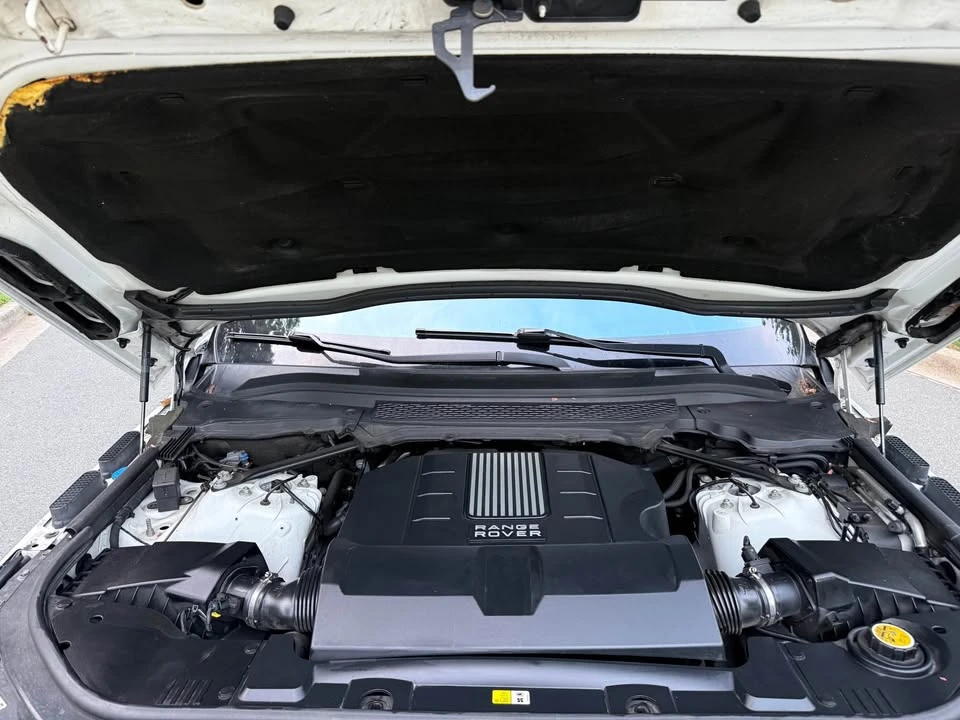 2013 Land Rover Range Rover L405 - Image 8 of 15