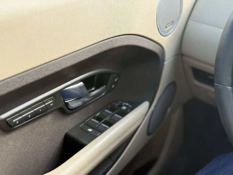 2013 Land Rover Range Rover Evoque 1st Gen - Image 19 of 20