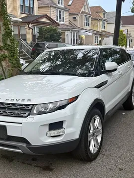 2013 Land Rover Range Rover Evoque Prestige Sport Utility 4D